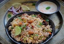 कढ़ाई में इस तरह बनायें स्वादिष्ट वेज पुलाव (Indian Veg Pulao Recipe) कढ़ाई में इस तरह बनायें स्वादिष्ट वेज पुलाव